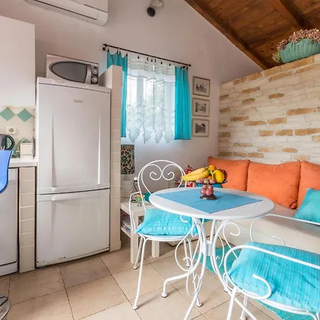 Apartment Gorgeous In With Kitchen *